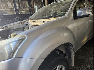 isuzu dmax sol ön çamurluk