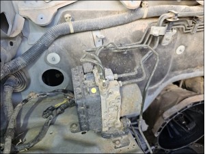 isuzu dmax abs beyni