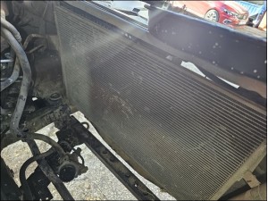 isuzu dmax motor su radyatörü