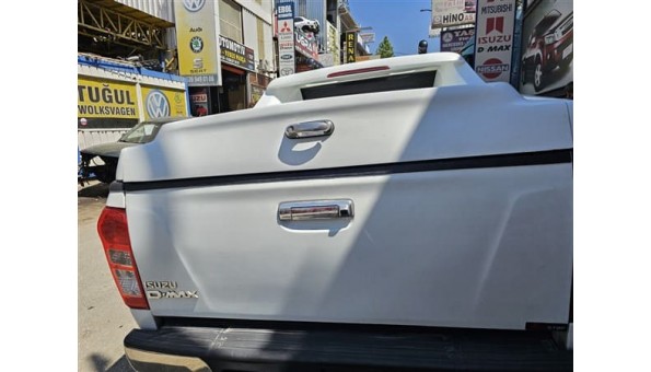 isuzu dmax euro 5 bagaj kapağı