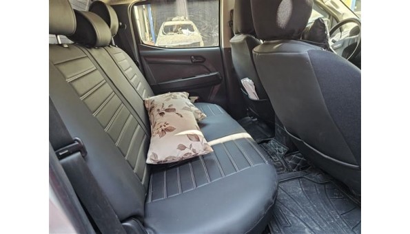 isuzu dmax euro 5 arka koltuk