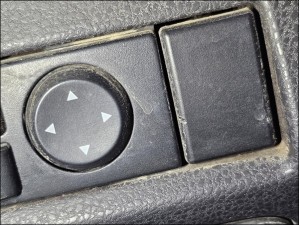 isuzu dmax ayna ayar düğmesi